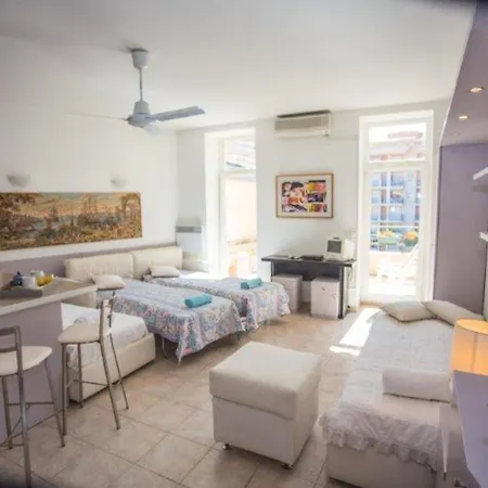Apartment Le Jardin Des Muses - Giotto - Plein Centre A 2 Pas Des Plages Avec Terrasse Au Calme Mae-8921
