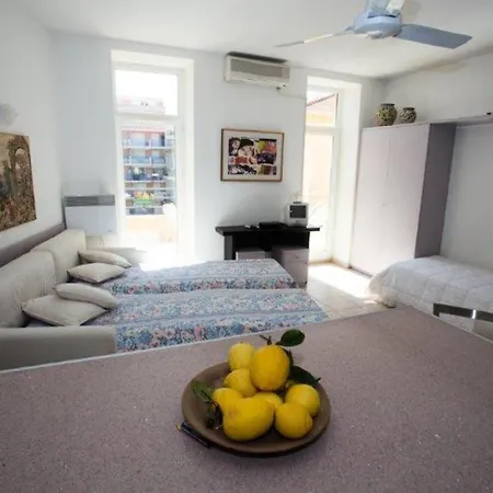 Apartment Le Jardin Des Muses - Giotto - Plein Centre A 2 Pas Des Plages Avec Terrasse Au Calme Mae-8921